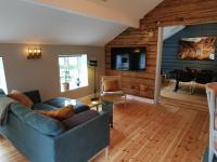 Østigård 1810 - Ferienwohnung Åndalsnes