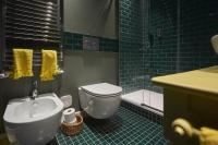 Deluxe Double Room (2 Adults + 1 Child)