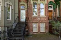 Big Bright 1 BR at U/Shaw + 14th on Quaint Swann - B&B