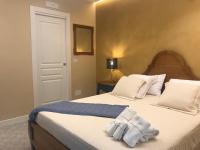 Camera Matrimoniale Deluxe con Balcone