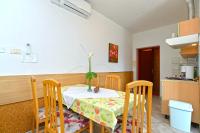 Pool Apartments 624 - Ferienwohnung Pula