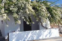 Christos rooms milos - Bed and Breakfast Adámas