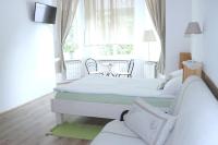 Deluxe Double Room with Shower