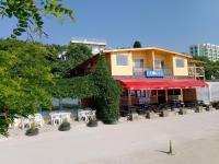 Guest House GLOBUS - B&B Zlatni Pyasatsi