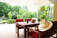 Authentic apartment on the seaside - Bed and Breakfast Omišalj