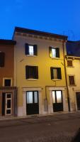 Dimora Rosso San Zeno - Wifi veloce e adatto per famiglie - B&B Verona
