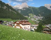 Apartments Etruska - B&B Santa Cristina Valgardena