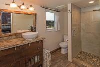 Deluxe Queen Studio with Kitchenette #5