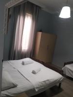 Camera Tripla con Bagno in Comune