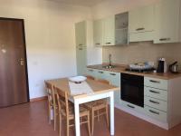Deluxe Room (2 Adults + 1 Child)
