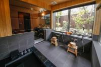 Japanese Western Room with Semi Open-Air Bath - Ashi