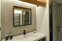 Camera Familiare con Vista Giardino