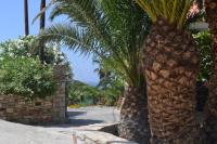 Charming House in Armentistis, Ikaria - B&B Armenistís
