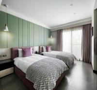 Twin Room with Bath