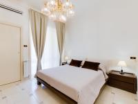 Doppelzimmer mit Balkon