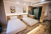 Whispering Mountain - Superior Twin Room with Tatami