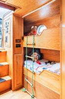 Deluxe Houseboat