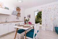 Apartman Sun Solin - B&B