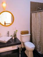 Camera Grand con 1 Letto e Bagno in Comune