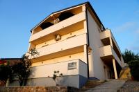 VisumApartments - Bed and Breakfast Senj