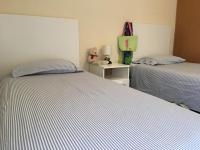 Apartamentos 7 Valles Jaca Centro - B&B Jaca