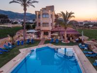 Danelis Studios & Apartments - Bed and Breakfast