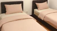 Appartement met Uitzicht op het Zwembad 