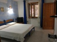 Double or Twin Room with Bathroom