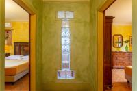 Two-Bedroom Apartment (5 Adults)