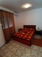 Apartmani Becic - Bed and Breakfast Sutomore