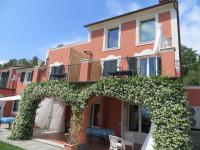 Villa Bellosguardo Apartments - Bed and Breakfast