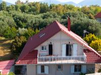 Apartamento con vistas a las montañas