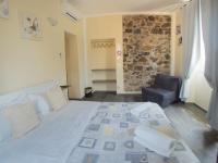Standard Zimmer mit Kingsize-Bett