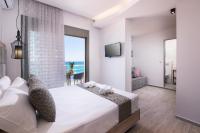 Camera Tripla Superior con Vista Mare