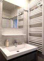 Beautifully Bright Apartment in Old Town Saint-Tropez - Chambres d’hôtes Saint-Tropez