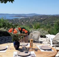Beautiful gulf of St Tropez Mazet with large terrace, private area (swimming pools, tennis) - B&B Roquebrune-sur-Argens
