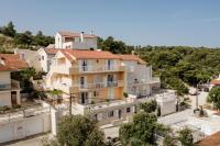 Apartments Sunny Elza - B&B Lesina