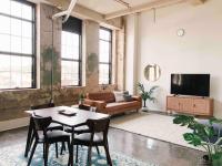 Historic Sterchi Loft on Gay St - Chambres d’hôtes
