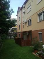 ROSE Apartman - B&B Debrecen