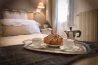 Tosca's House - B&B Palaia