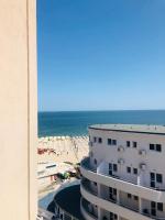 Apartment with Sea View and Resort View