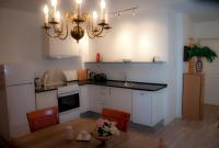 Apartment (6 Adults)