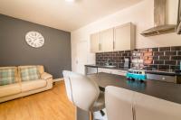 B&B Kingston upon Hull - PLATFORM Avenues Apartment 2 - Bed and Breakfast Kingston upon Hull