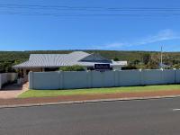 Beachside Prevelly Villas - B&B