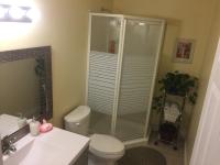 Camera Matrimoniale con Bagno in Comune 