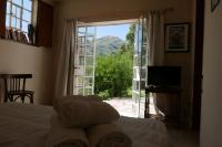 Apartment with Mountain View