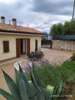 Appartamento con giardino a Cisano di Bardolino - Chambres d’hôtes Bardolino