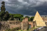 LUMINOSA VISTA PIRAMIDE - B&B Roma