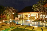 Nyaman Villas Seminyak - B&B