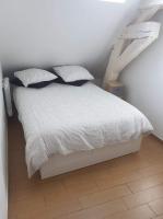 Orléans Appartement 2 chambres avec Parking - Ferienwohnung Orléans